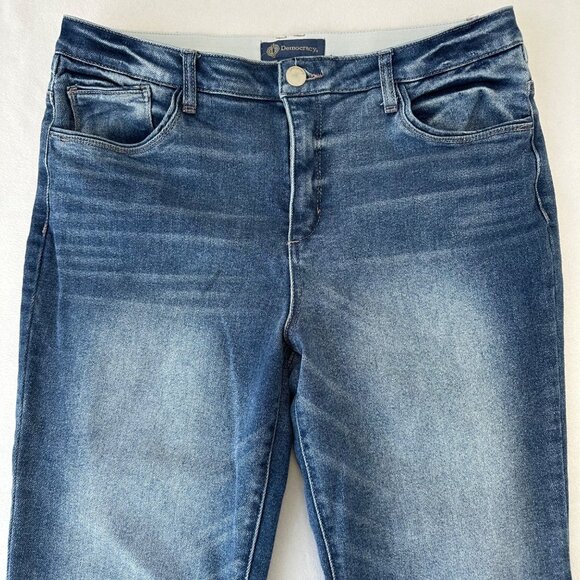Democracy Womens Absolution Cropped Bootcut Jeans Size 16 Faded Blue Stretch - Picture 6 of 12
